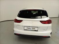 Kia Ceed 1.5 T-GDi DCT TOP  SW