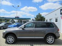 Volkswagen Touareg 3.0 TDI V6  6AT 4Motion