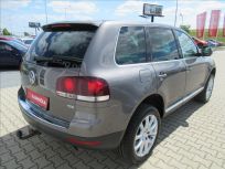 Volkswagen Touareg 3.0 TDI V6  6AT 4Motion