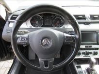 Volkswagen Passat 2.0 TDI Highline 6DSG