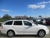 Škoda Octavia 1.6 TDi Elegance 6DSG