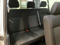 Volkswagen Transporter 2.0 TDI  Long. 9 míst