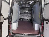 Volkswagen Crafter 2.0 TDi  8AT