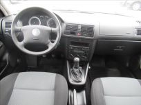 Volkswagen Golf 1.4 MPI