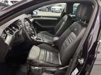 Volkswagen Passat 2.0 TDI 6DSG 4x4  R-line