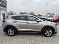 Hyundai Tucson 2.0 CRDI Trikolor 4x4