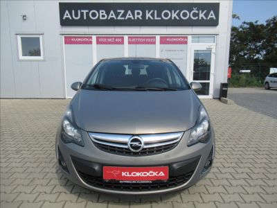 Opel Corsa 1.2 16V Cosmo